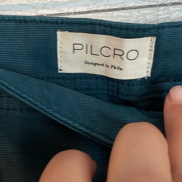 Pilcro Women's the Yaya Mid rise crop flare distressed hem turquoise sz 33T NWT - Picture 10 of 16